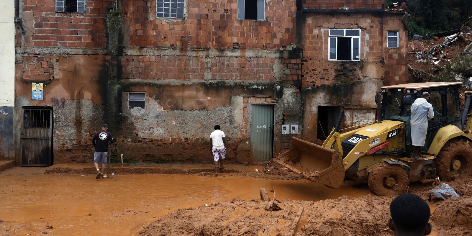 Inmet emite alerta de grande perigo para chuvas intensas em Minas