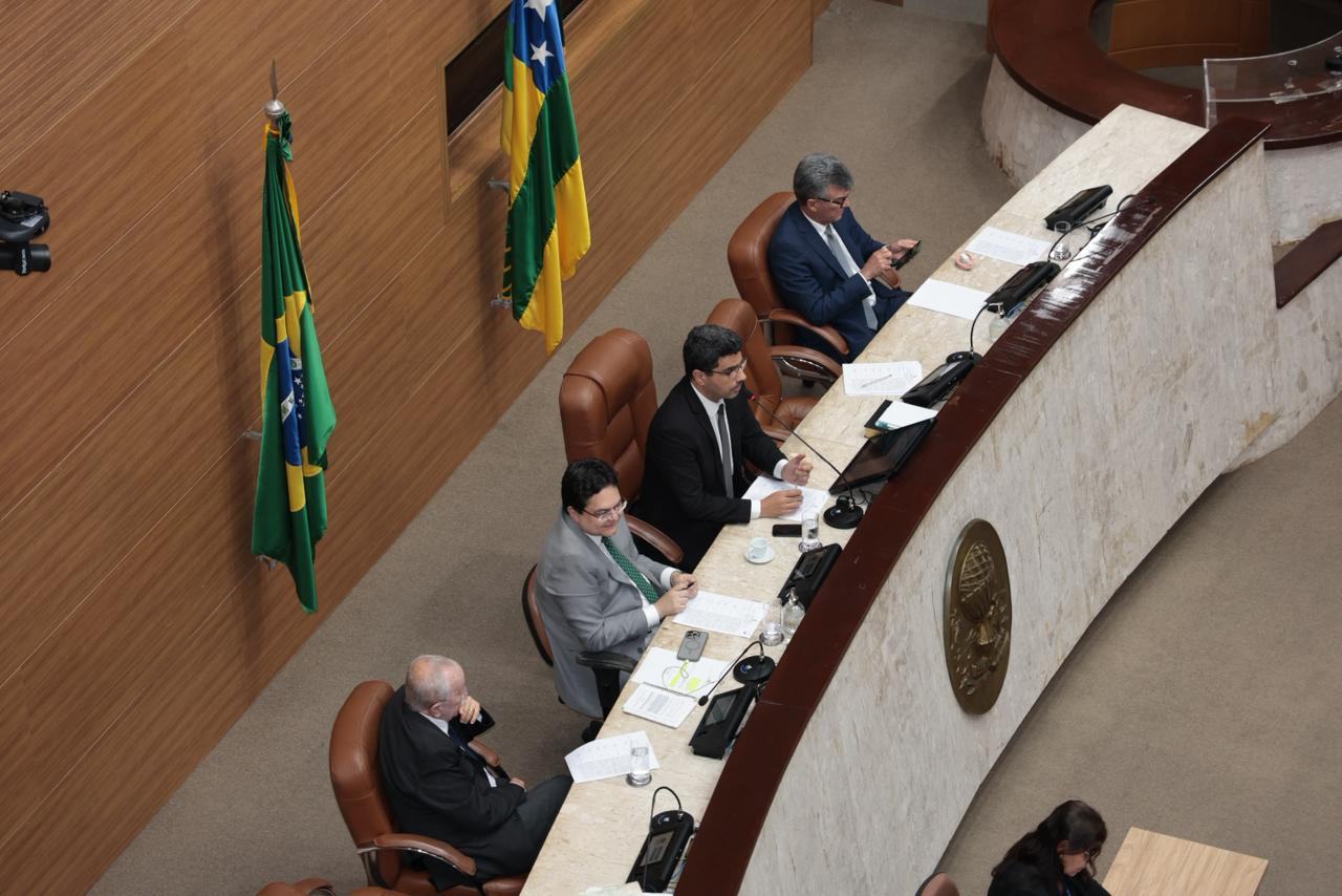 Deputados aprovam reajuste e elevam salário inicial de procuradores para mais de R$ 19 mil 