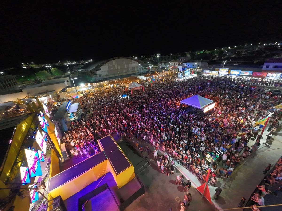 Gastos com festas em municípios de Sergipe somam R$ 415 milhões em 2026 