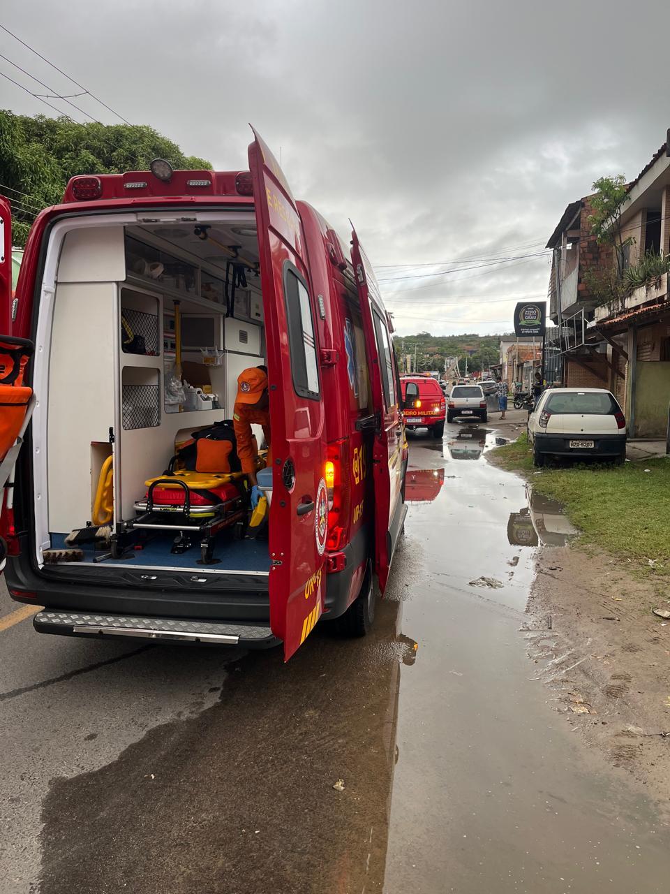 Mulher de 34 anos sofre queimaduras após tentar acender um fogareiro utilizando álcool, em Aracaju