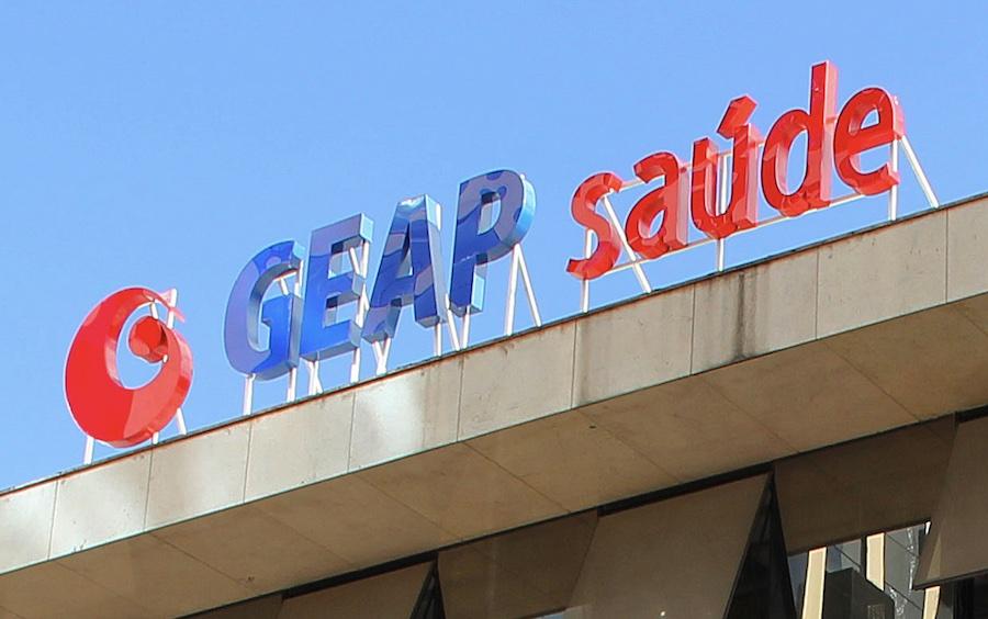 Supermercado de Glória desviava água da rede abastecimento 