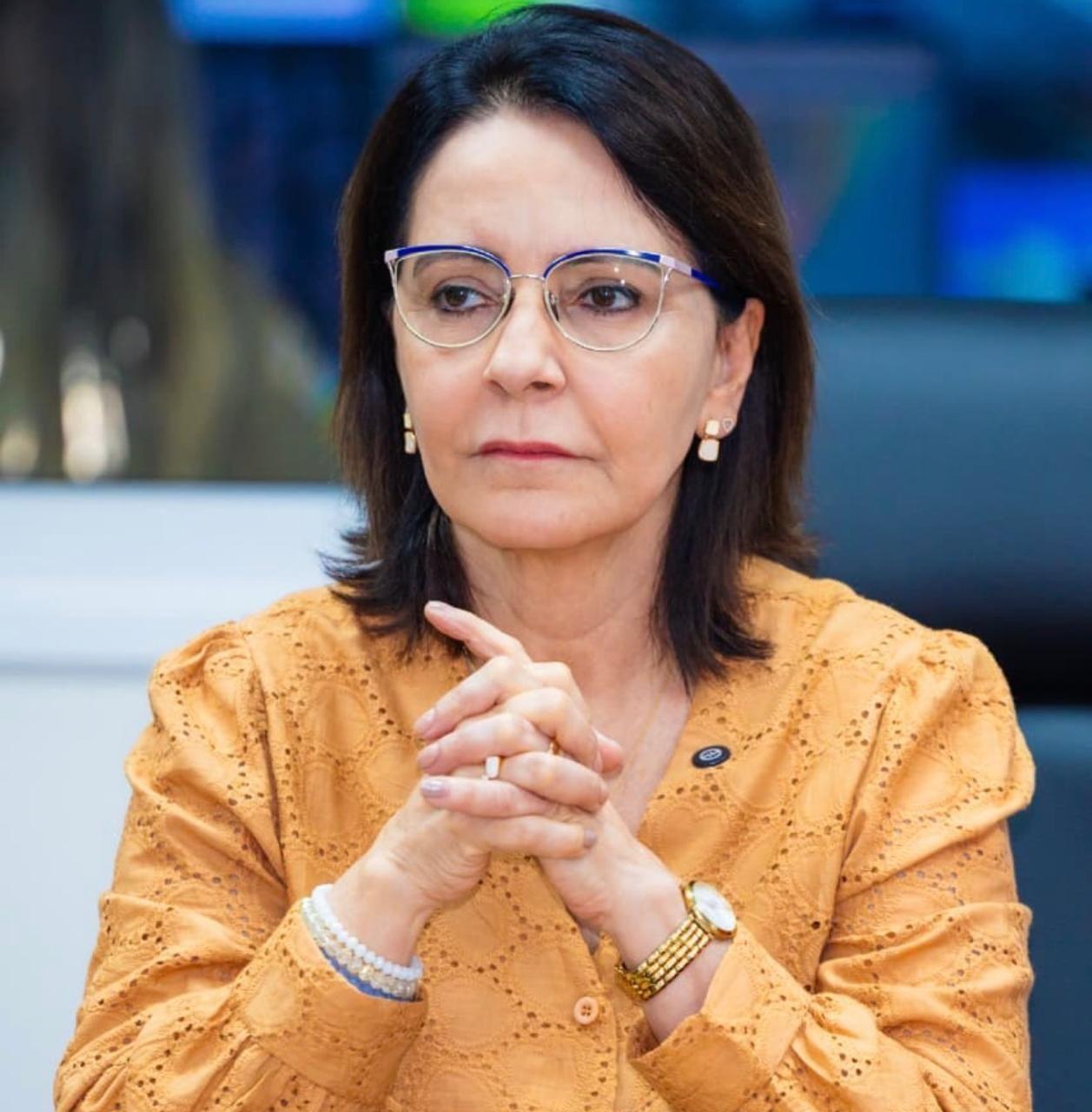 Emília acerta em defender o povo e “sabotagem” não é desculpa para crise hídrica