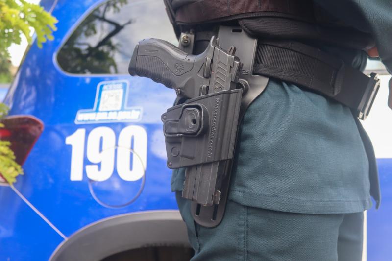 Polícia Militar cumpre mandado de prisão no bairro Coroa do Meio