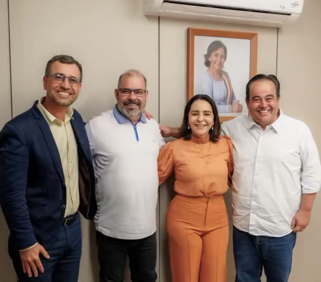 Antigo aliado de Edvaldo Nogueira, Vinicius Porto assume liderança de Emília Corrêa na Câmara