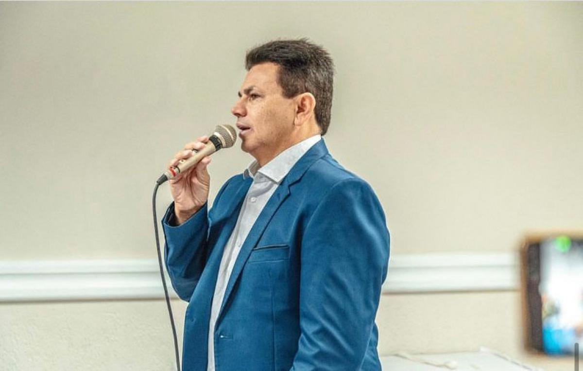 Valmir de Francisquinho passa mal durante agenda e é levado ao Hospital Primavera, em Aracaju