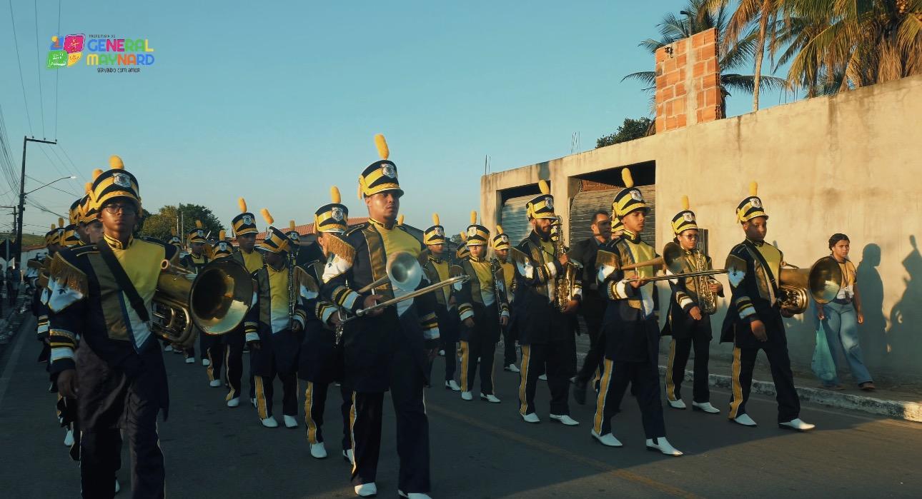 A banda de Marcha São João Batista conta com mais de 100 integrantes