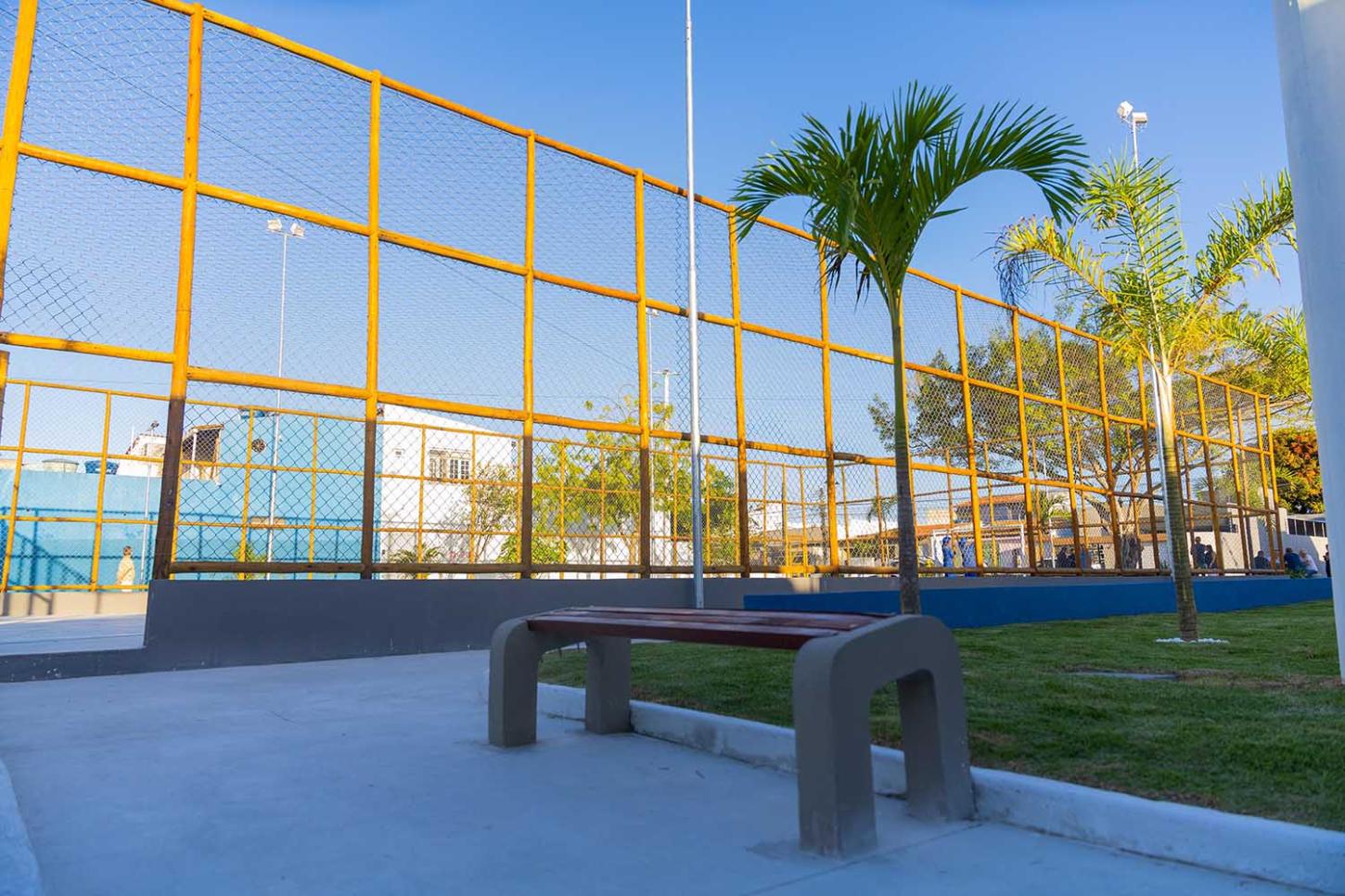 Praça Professor Manoel Franco Freire é inaugurada no bairro Suíssa em Aracaju