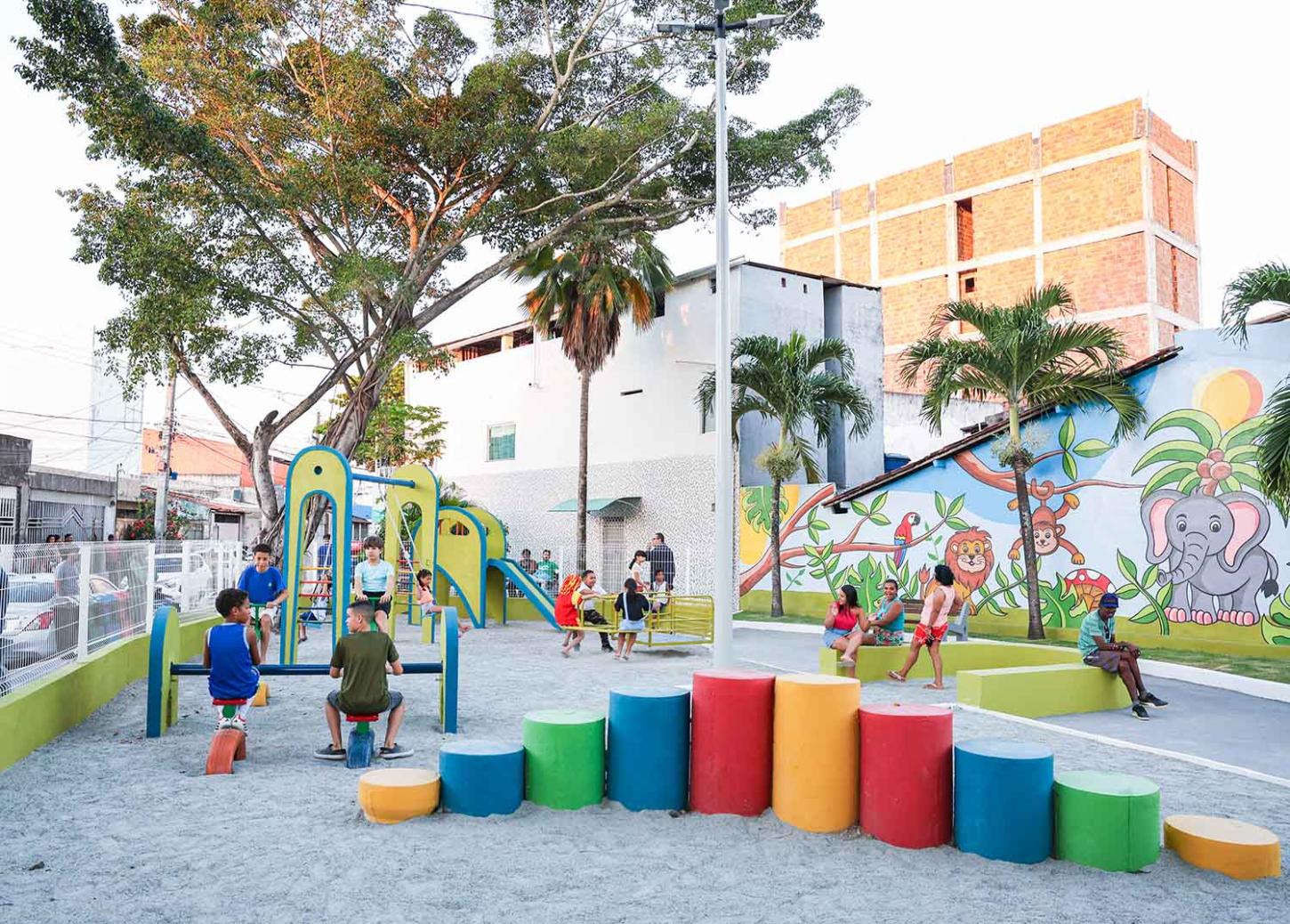 Prefeitura de Aracaju inaugura revitalização do Largo Professor Alcebíades Melo no conjunto Castelo Branco