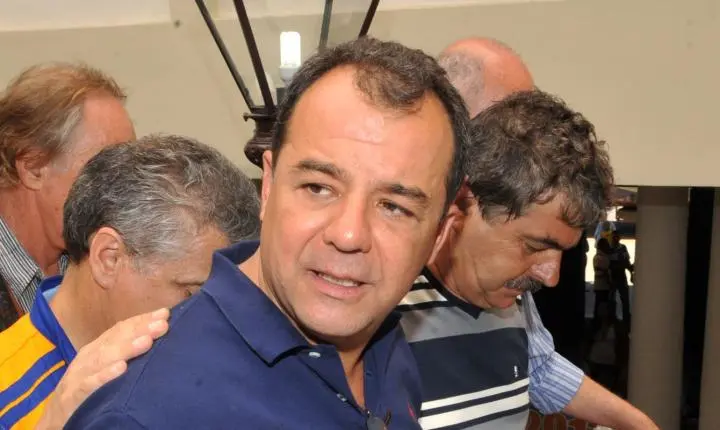 Cabral é condenado por esquema de regalias durante prisão no Rio