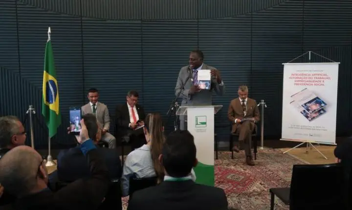 Estudo da Câmara avalia impactos da tecnologia no trabalho e na economia