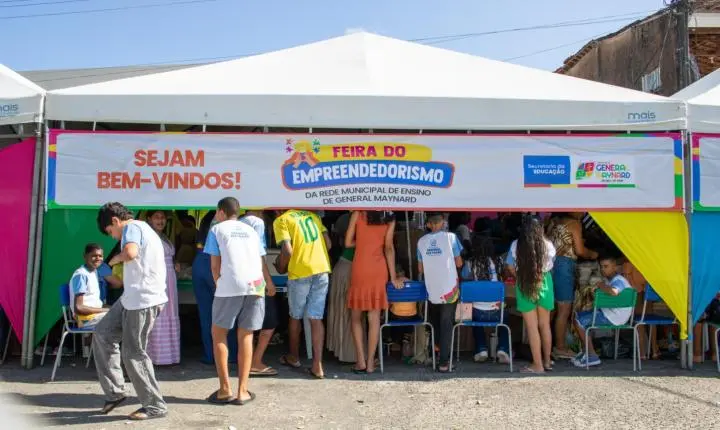 Feira do Empreendedorismo reúne estudantes, famílias e comunidade em uma tarde de criatividade e aprendizado em General Maynard
