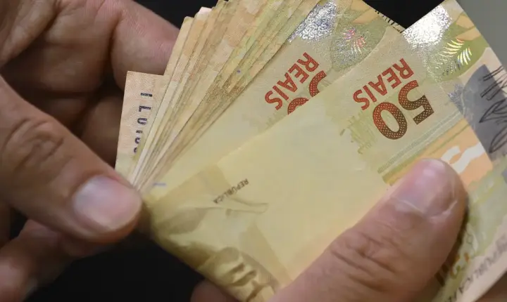 Ministério restringe tarifas e limita custo do crédito consignado