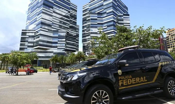 PF mira empresário suspeito de intimidar jornalistas no caso Master