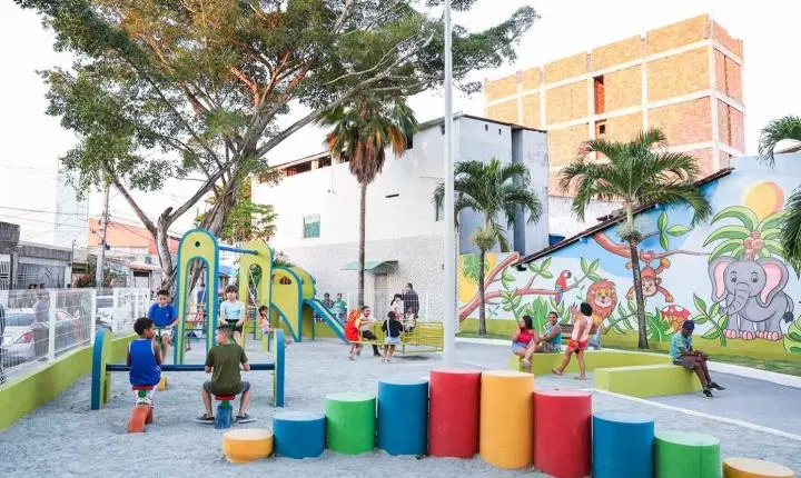Prefeitura de Aracaju inaugura revitalização do Largo Professor Alcebíades Melo no conjunto Castelo Branco