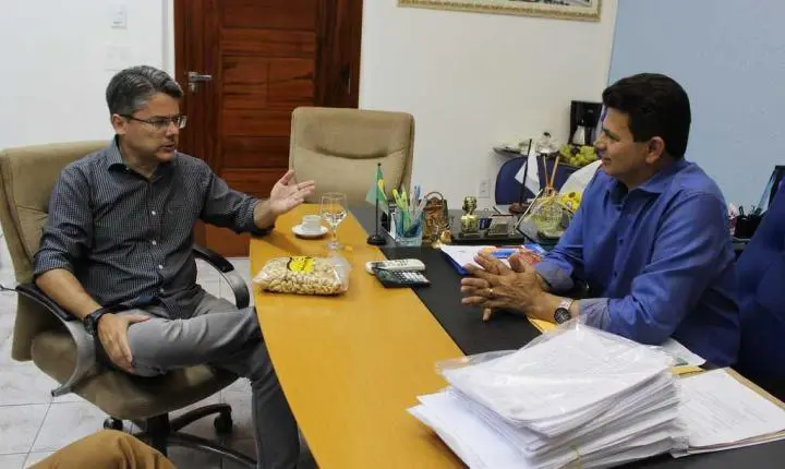 “Sistema” persegue Valmir de Francisquinho, ataca Adaílton e ‘sonha” com um “W.O.”!